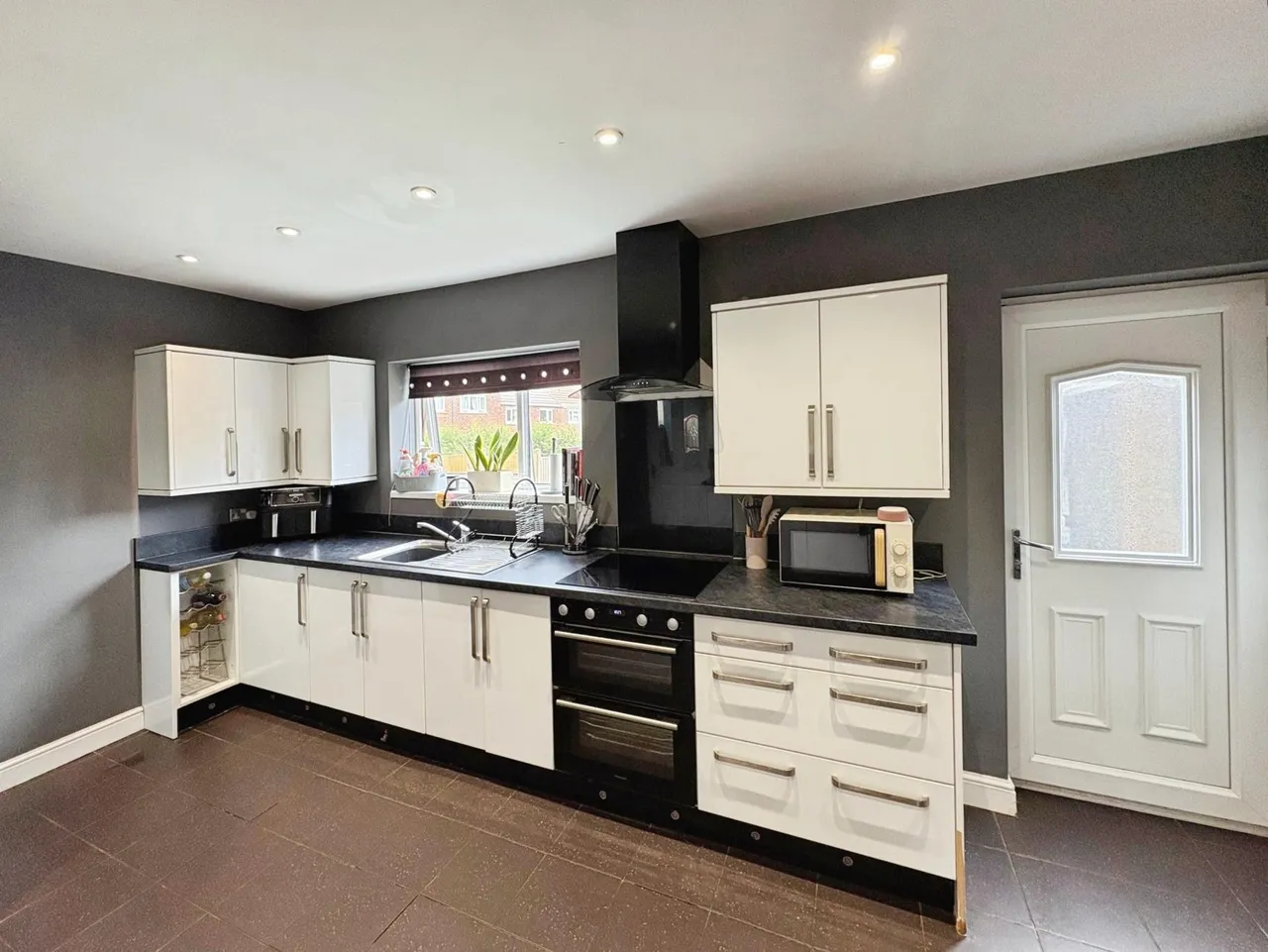 Lister Avenue, Sheffield, S12, photo 4