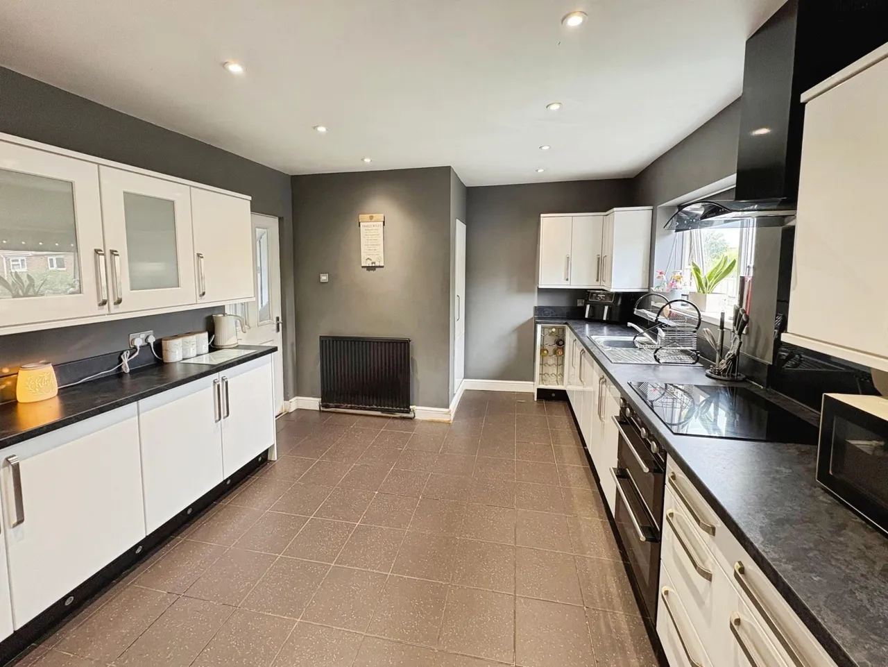 Lister Avenue, Sheffield, S12, photo 5
