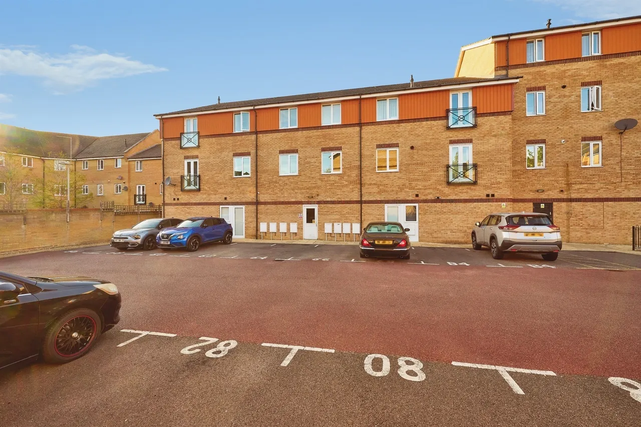 Braymere Road, Peterborough, PE7, photo 13