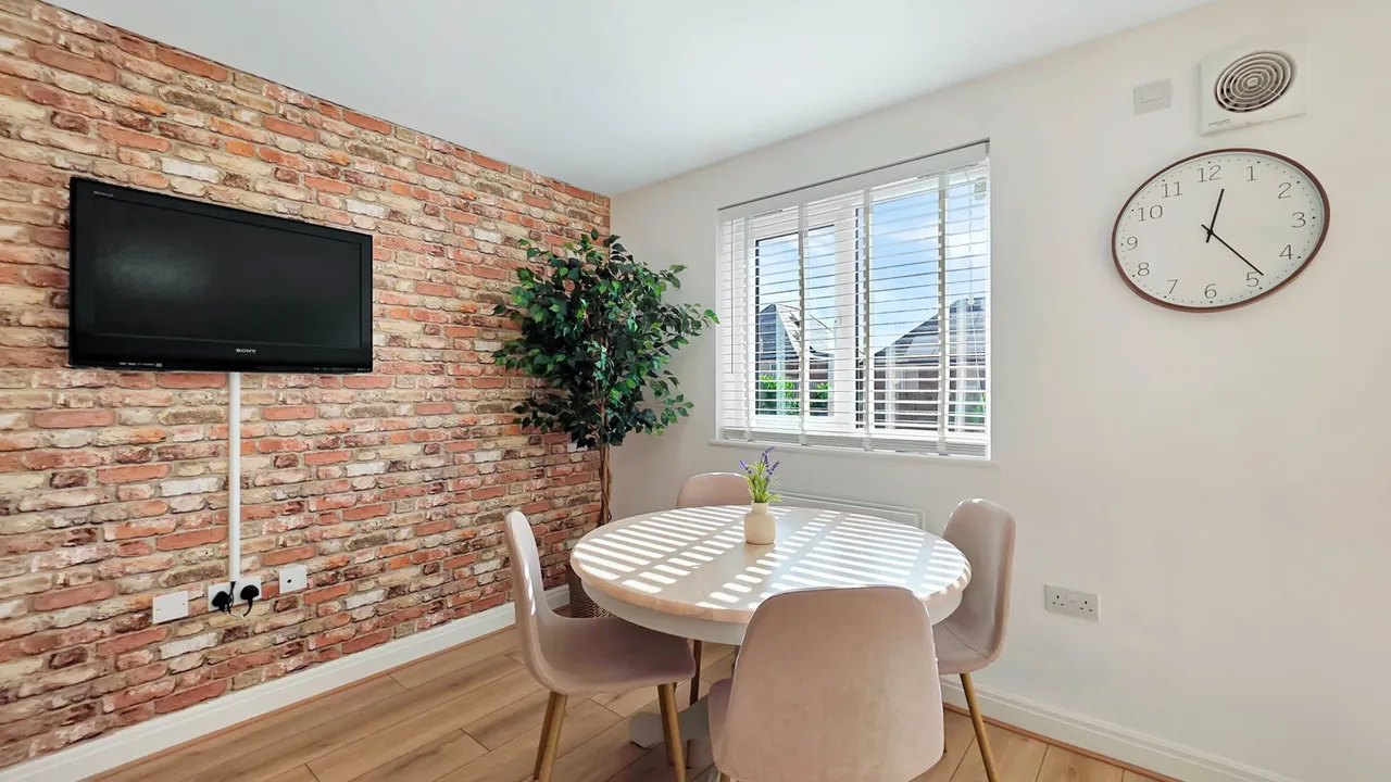 Garrett Meadow, Tyldesley, M29, photo 14