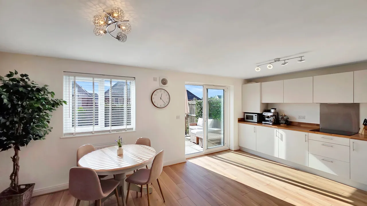 Garrett Meadow, Tyldesley, M29, photo 12