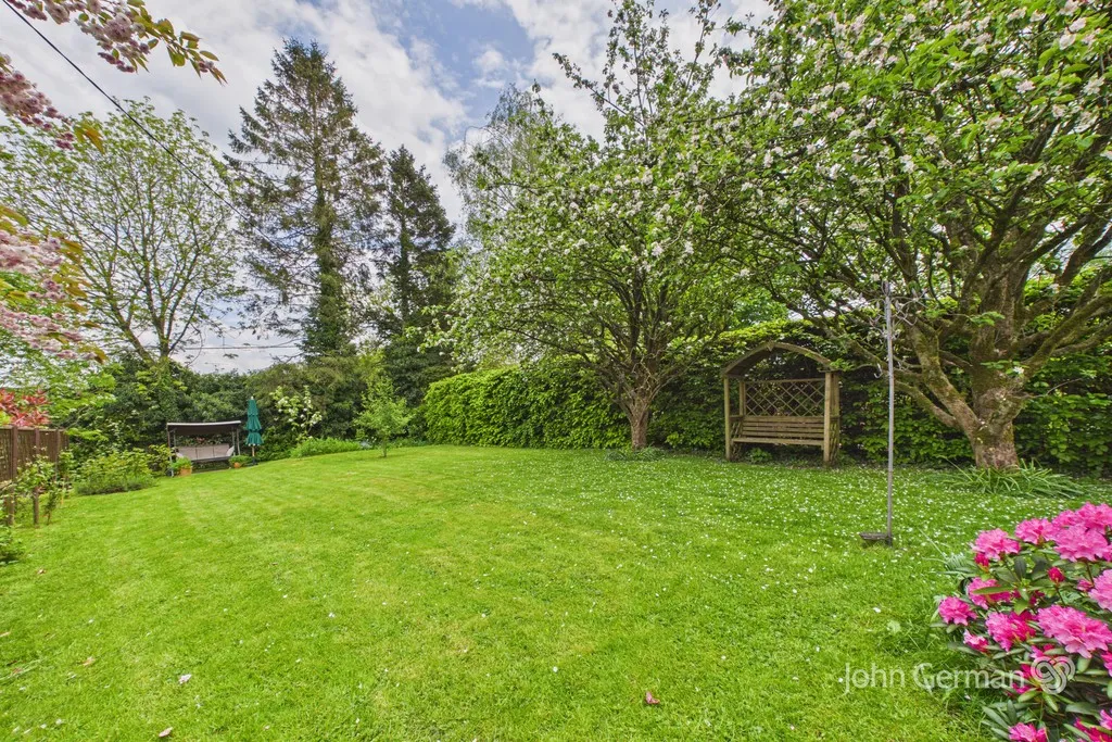 Glebe Lane, Thorpe, photo 5