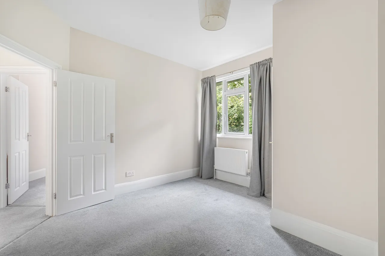Ellesmere Road, London, W4, photo 23