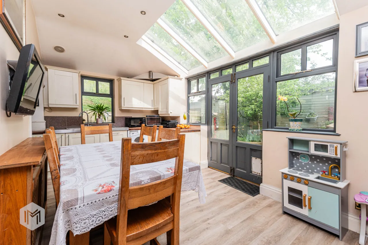 Cambeck Close, Whitefield, Manchester, M45 8NF, photo 4