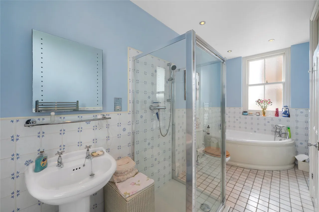 Kenilworth Court, Lower Richmond Road, Putney, London, SW15, photo 12