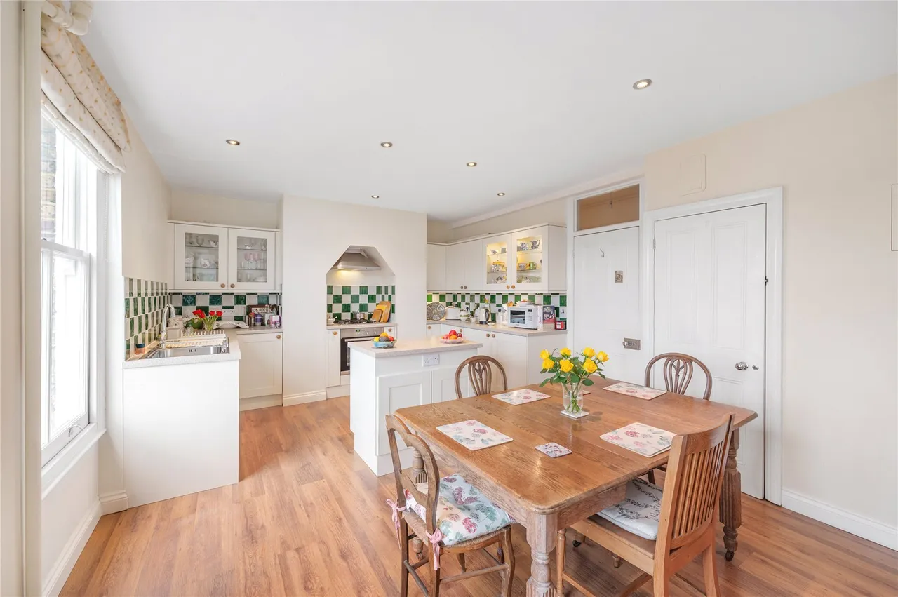 Kenilworth Court, Lower Richmond Road, Putney, London, SW15, photo 6