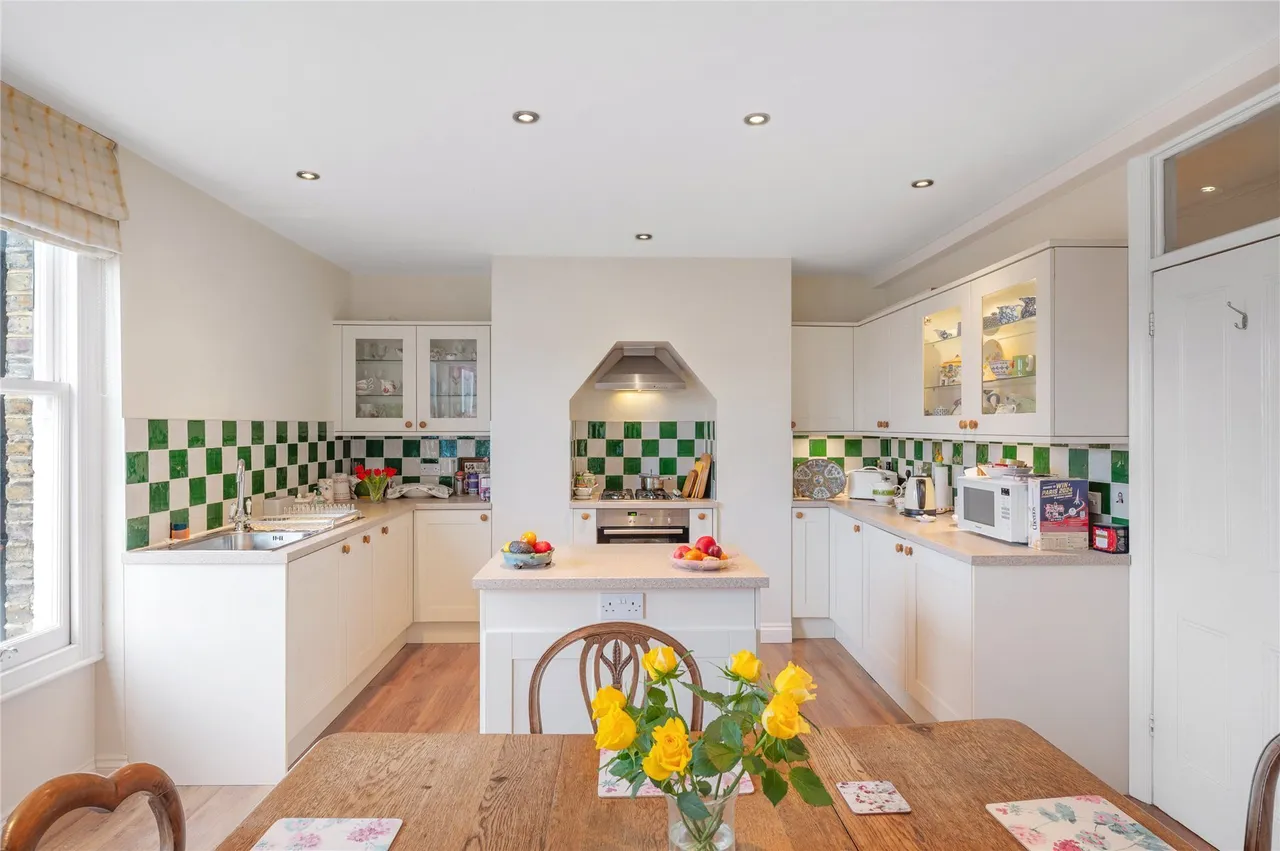 2 bed flat for sale — Kenilworth Court, Lower Richmond Road, Putney, London, SW15