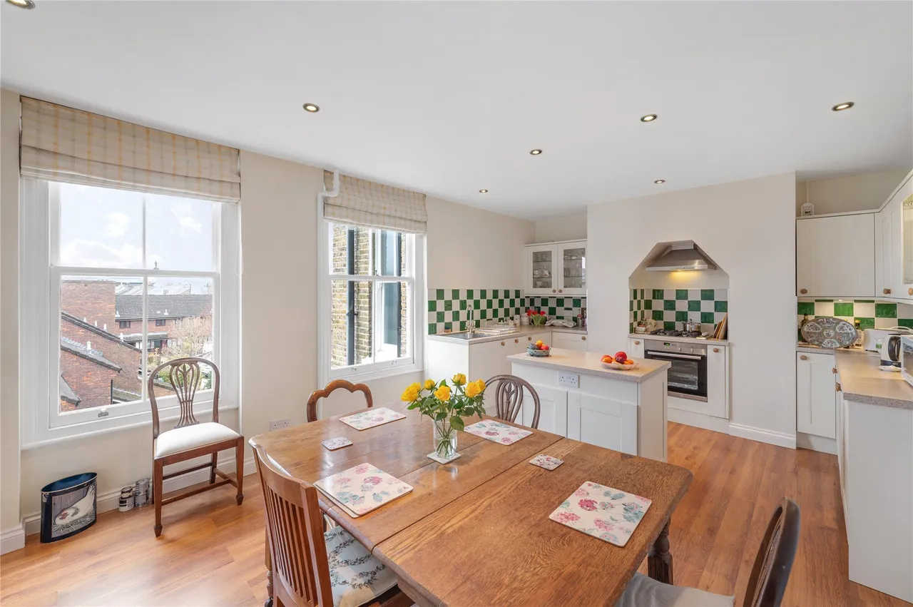 Kenilworth Court, Lower Richmond Road, Putney, London, SW15, photo 7