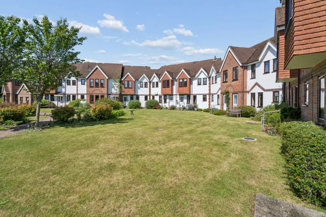 Giles Gate, Prestwood, HP16, photo 22