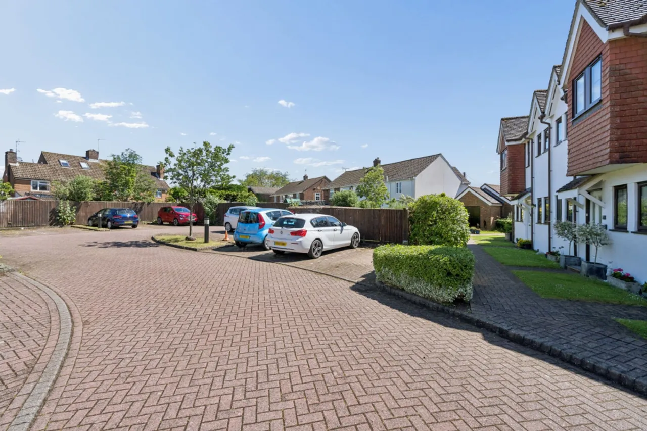 Giles Gate, Prestwood, HP16, photo 20