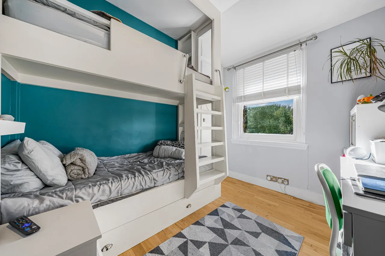 Felcott Road, Hersham, KT12, photo 9