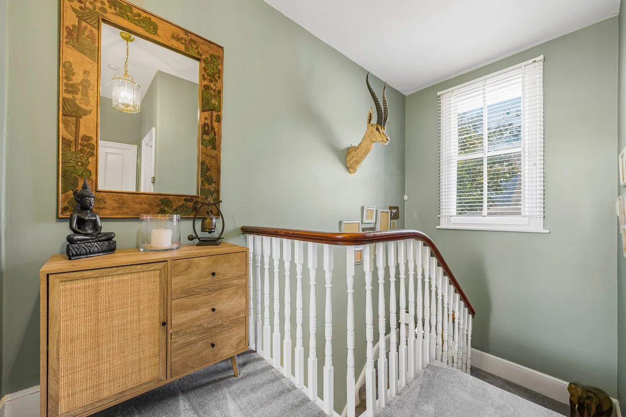 Felcott Road, Hersham, KT12, photo 6