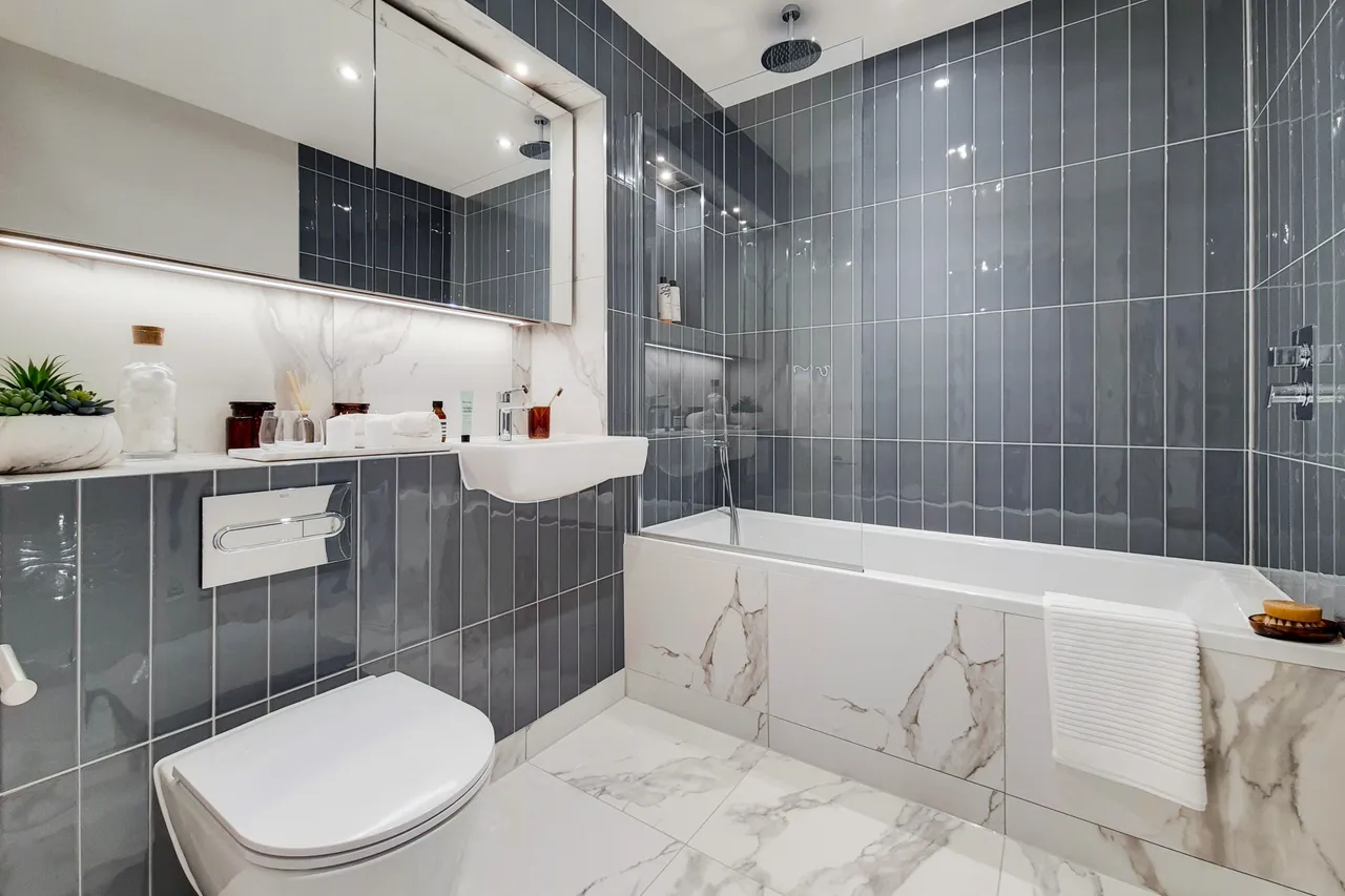 901A UNCLE Southall, Merrick Road, London, photo 4