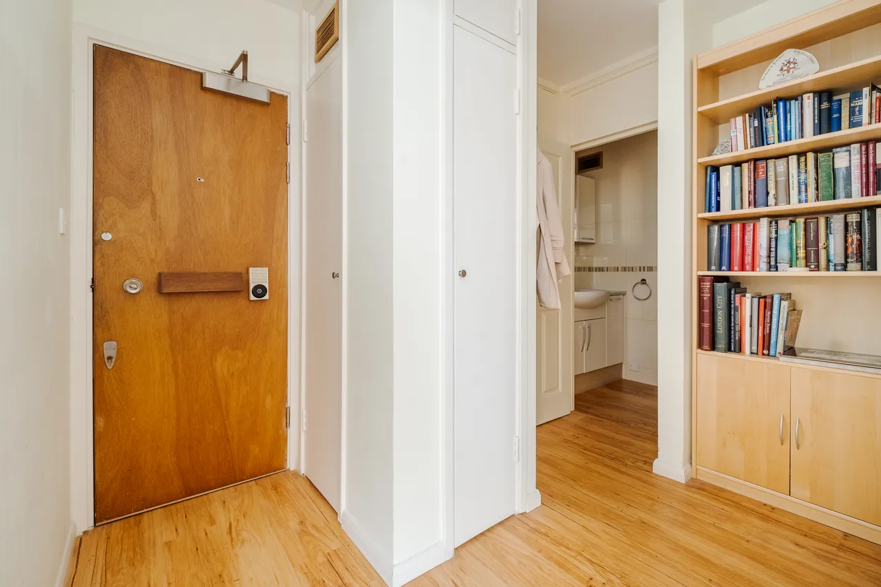 58 Upper Thames Street, London, EC4V, photo 12