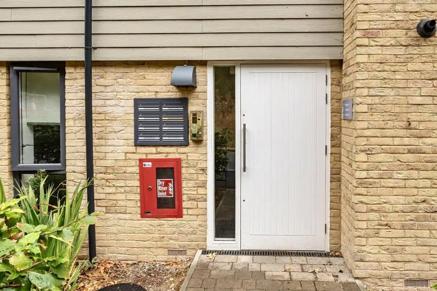 West Siding, Basingstoke, RG24, photo 12