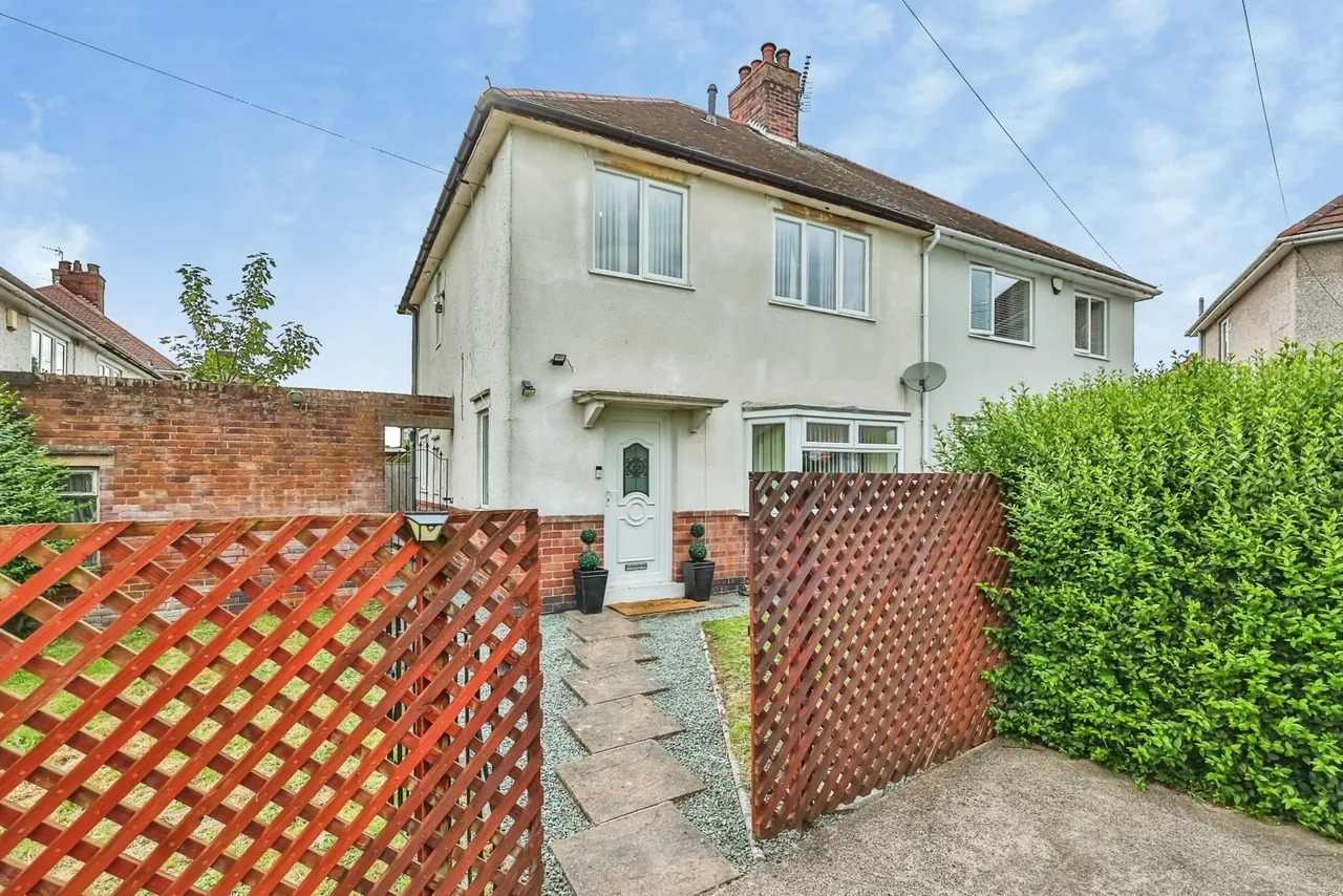 Beauvale Road, Hucknall, Nottingham, Nottinghamshire, NG15, photo 2