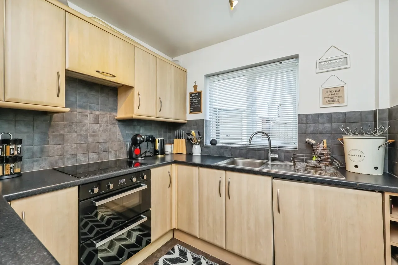 Beauvale Road, Hucknall, Nottingham, Nottinghamshire, NG15, photo 6