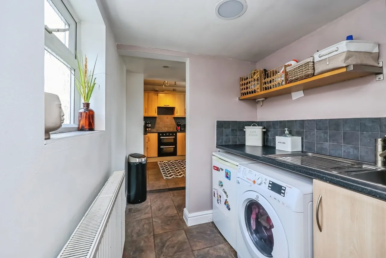 Beauvale Road, Hucknall, Nottingham, Nottinghamshire, NG15, photo 8