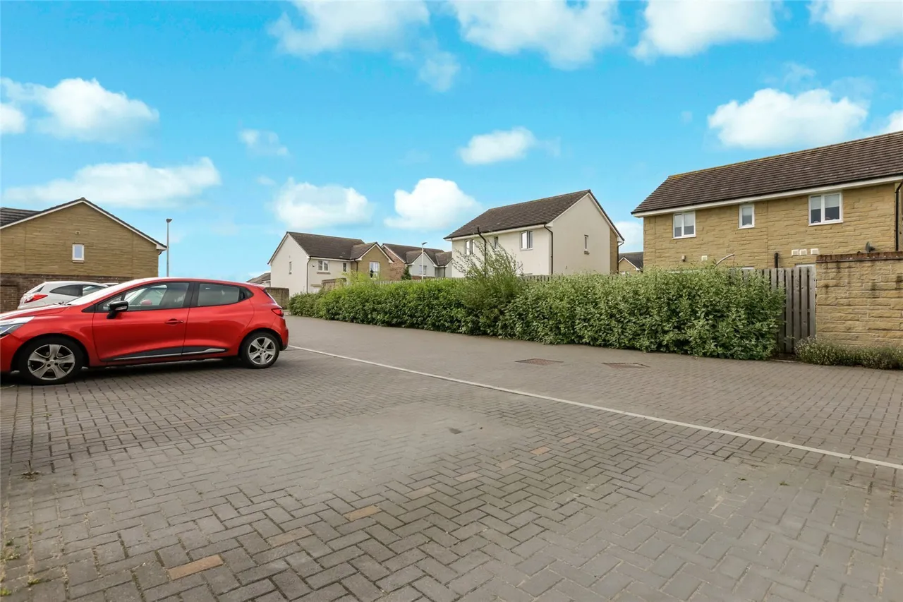Whitecraigs Gardens, Hamilton, ML3, photo 19