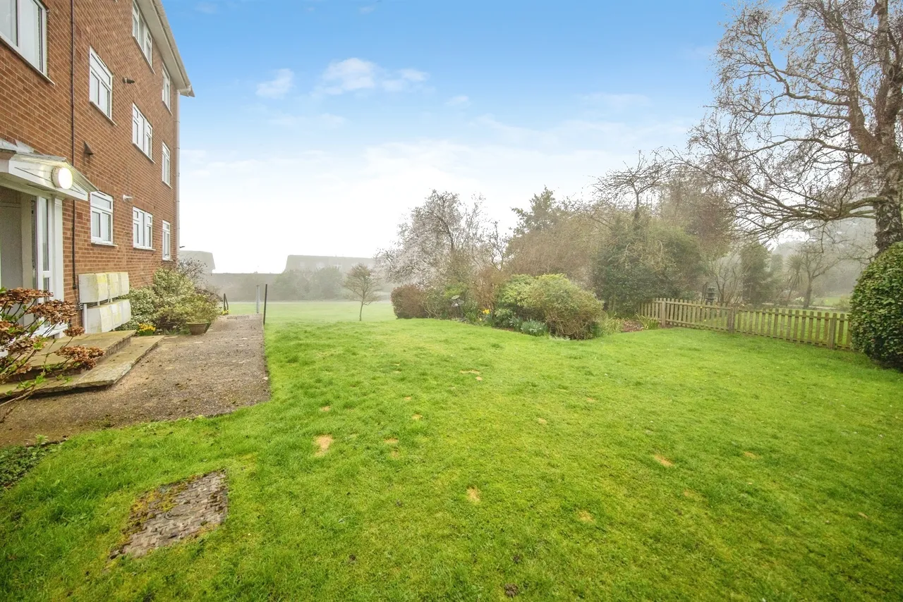 Holland Road, Frinton-On-Sea, CO13, photo 14