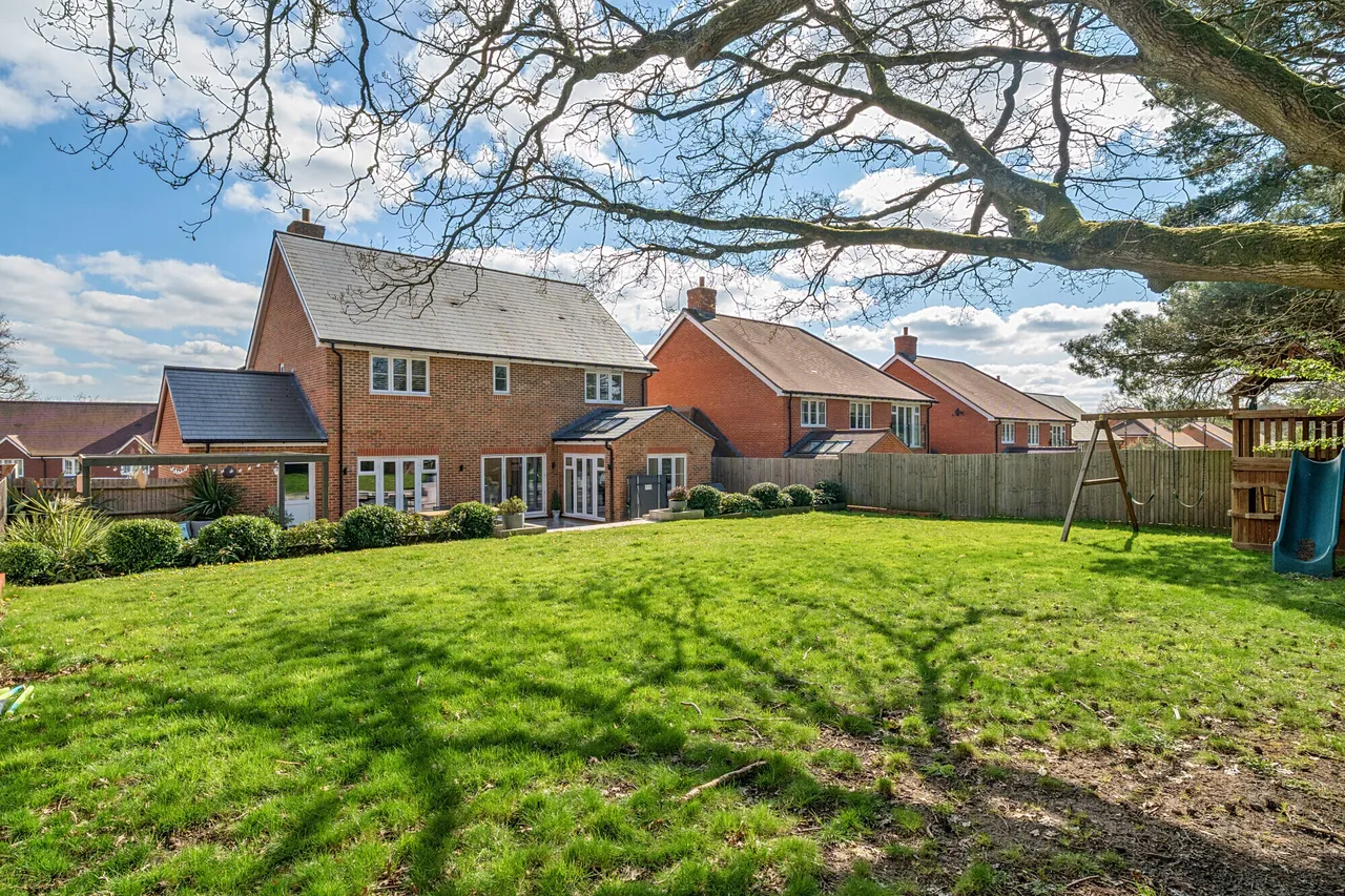 Baker Oats Drive, Farnham, GU10, photo 8