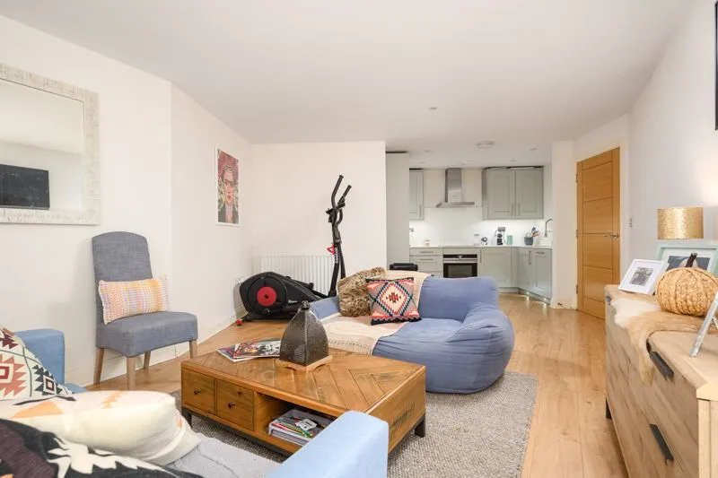 Bridge Street, Walton-On-Thames KT12 1AL, photo 5