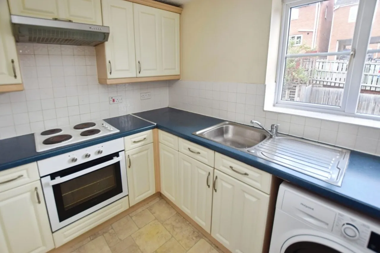 Kinnerton Way, photo 3