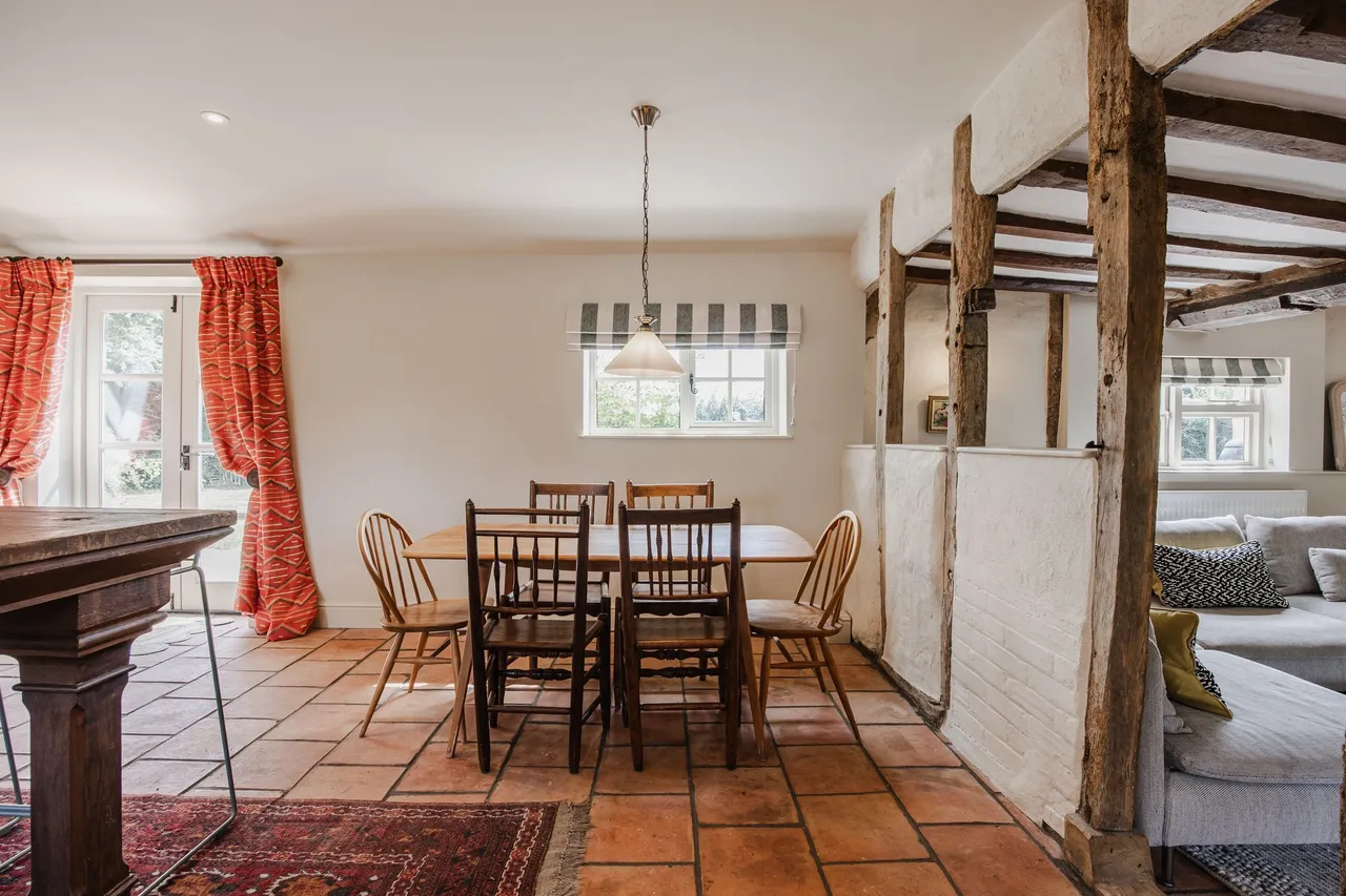 Beautifully Restored Cottage with Spa, photo 11