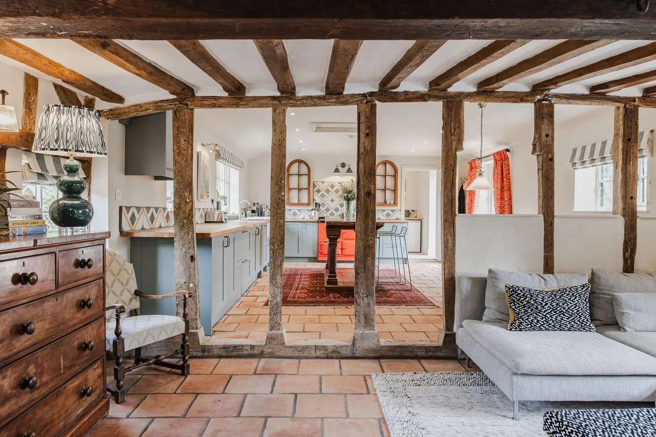 Beautifully Restored Cottage with Spa, photo 8
