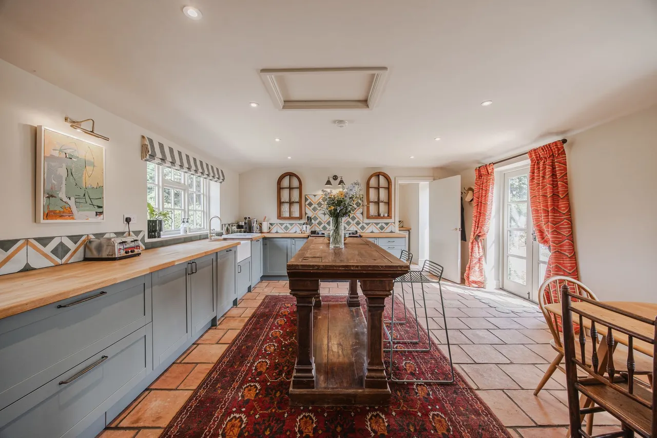 Beautifully Restored Cottage with Spa, photo 10