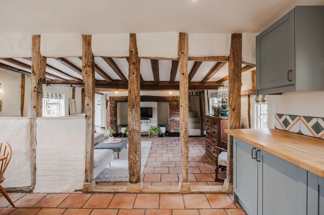 Beautifully Restored Cottage with Spa, photo 7