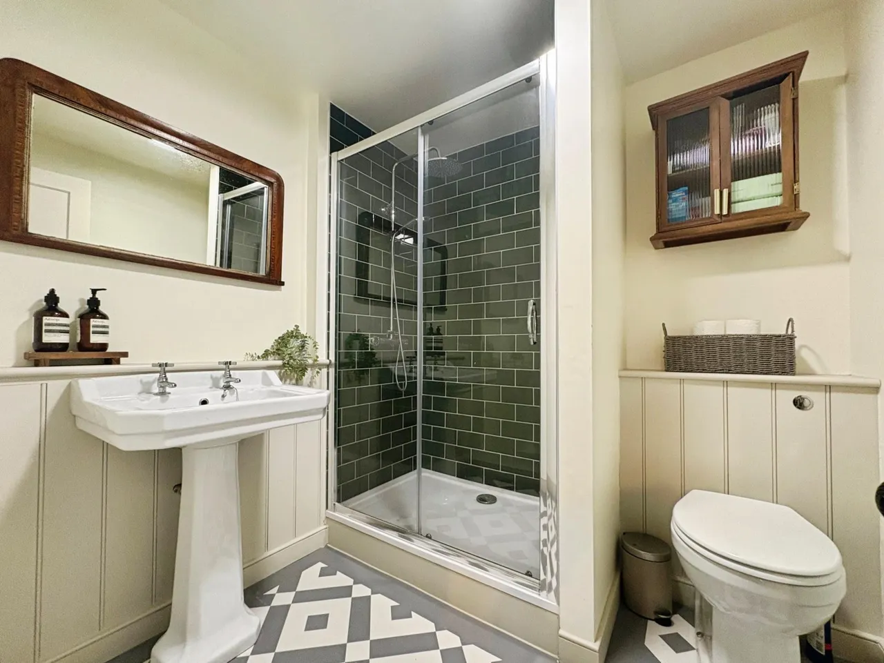Clarence Square, Pittville, GL50, photo 6