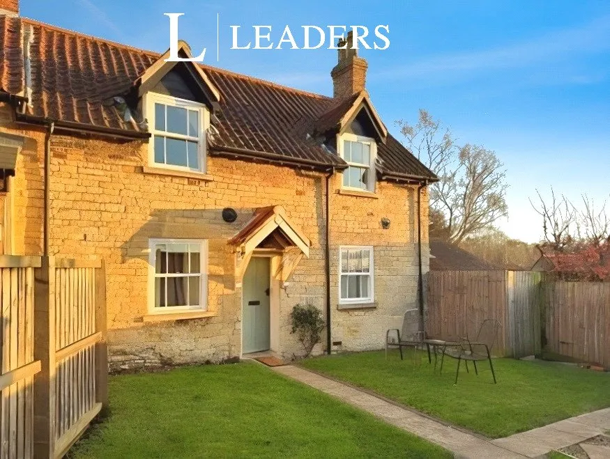2 bed house to rent, High Street, Fulbeck, NG32