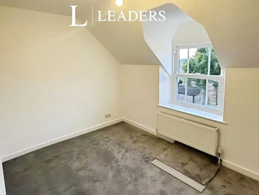 High Street, Fulbeck, NG32, photo 10