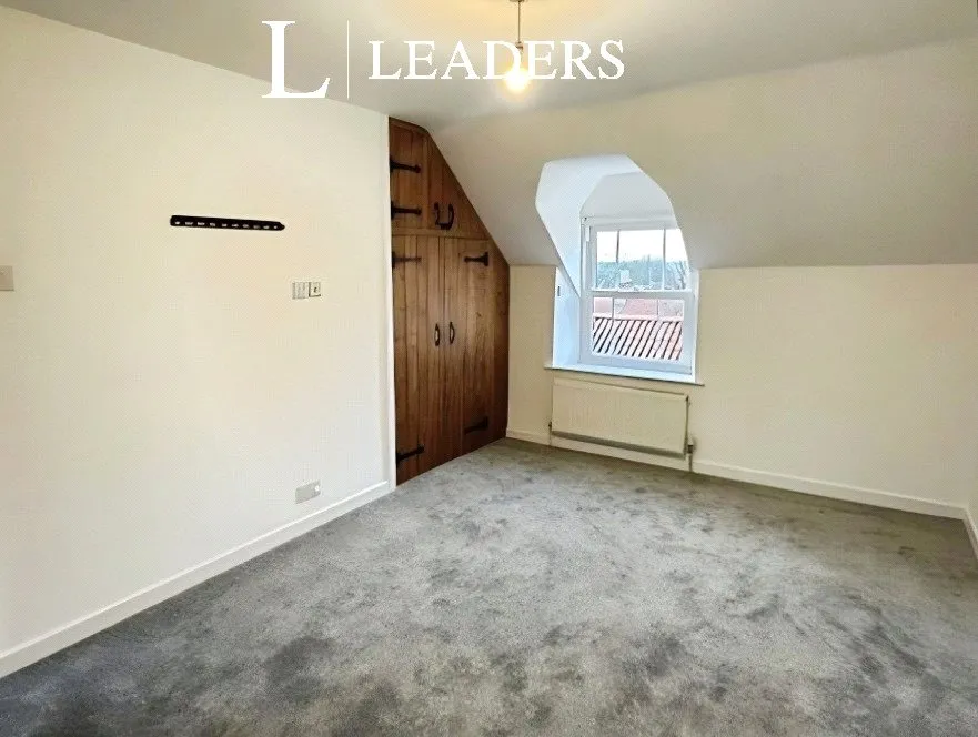 High Street, Fulbeck, NG32, photo 8