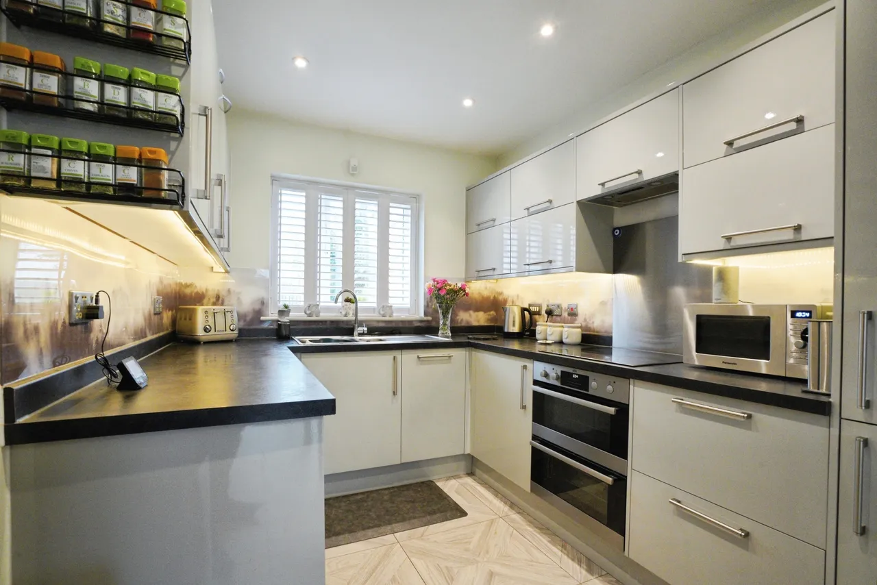 Gwartha Close, St. Austell, PL25, photo 7