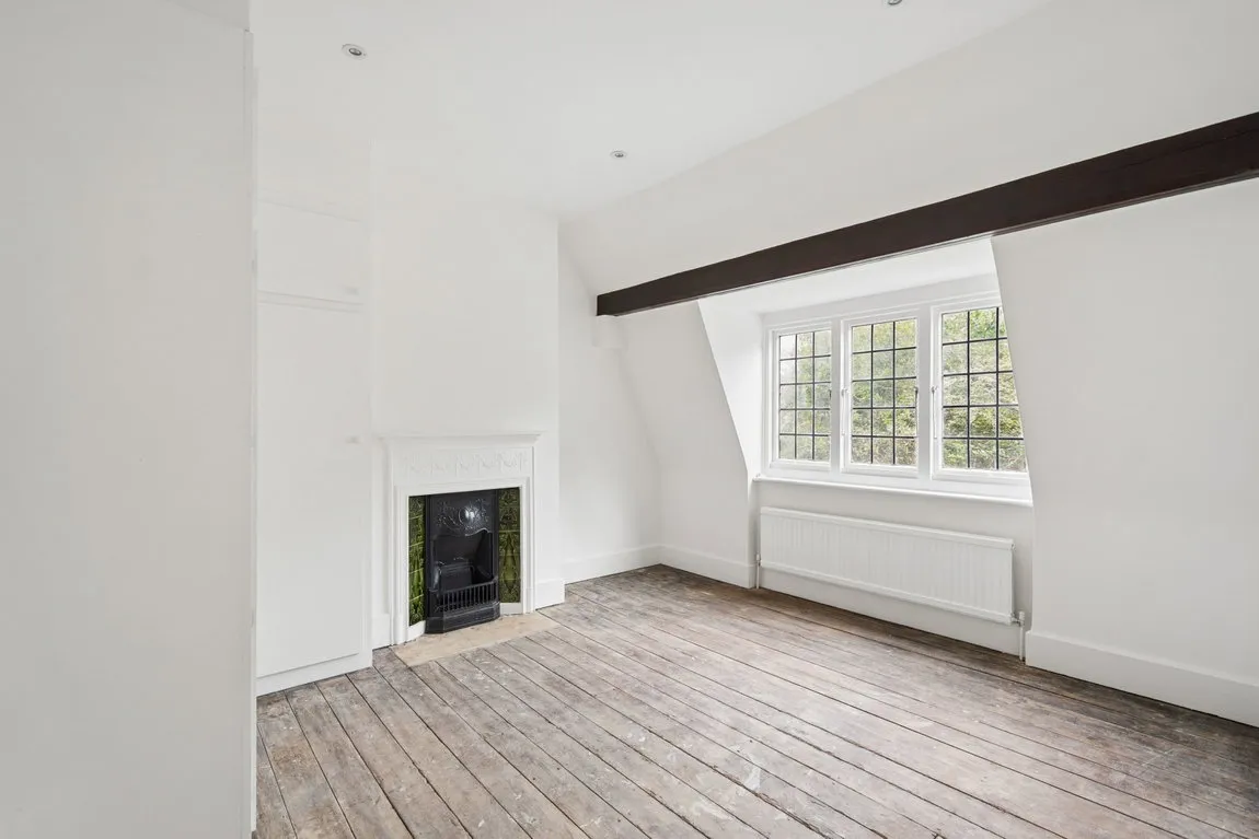 Station Approach, Chorleywood, WD3, photo 9