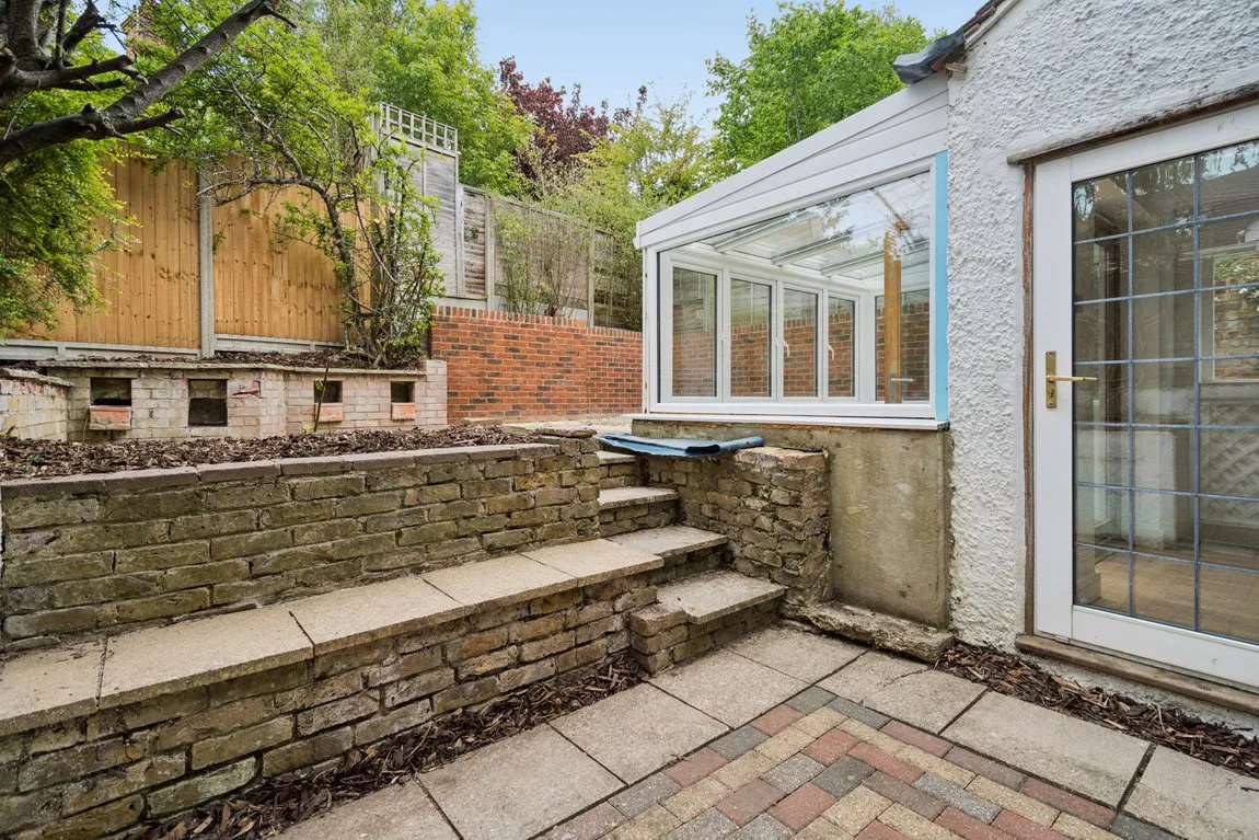 Station Approach, Chorleywood, WD3, photo 15