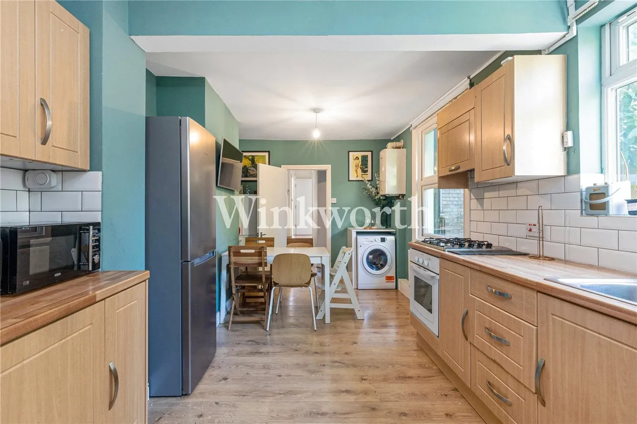 3 bed house for sale — Sydney Road, London, N8