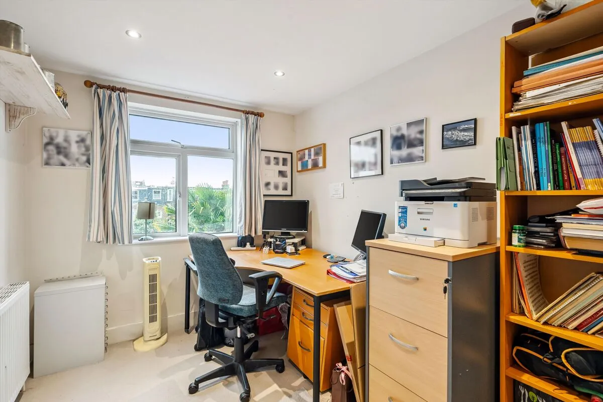 Berrymede Road, London, W4, photo 9