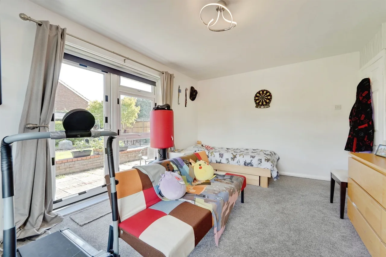 The Ridgeway, Bedford, MK41, photo 9