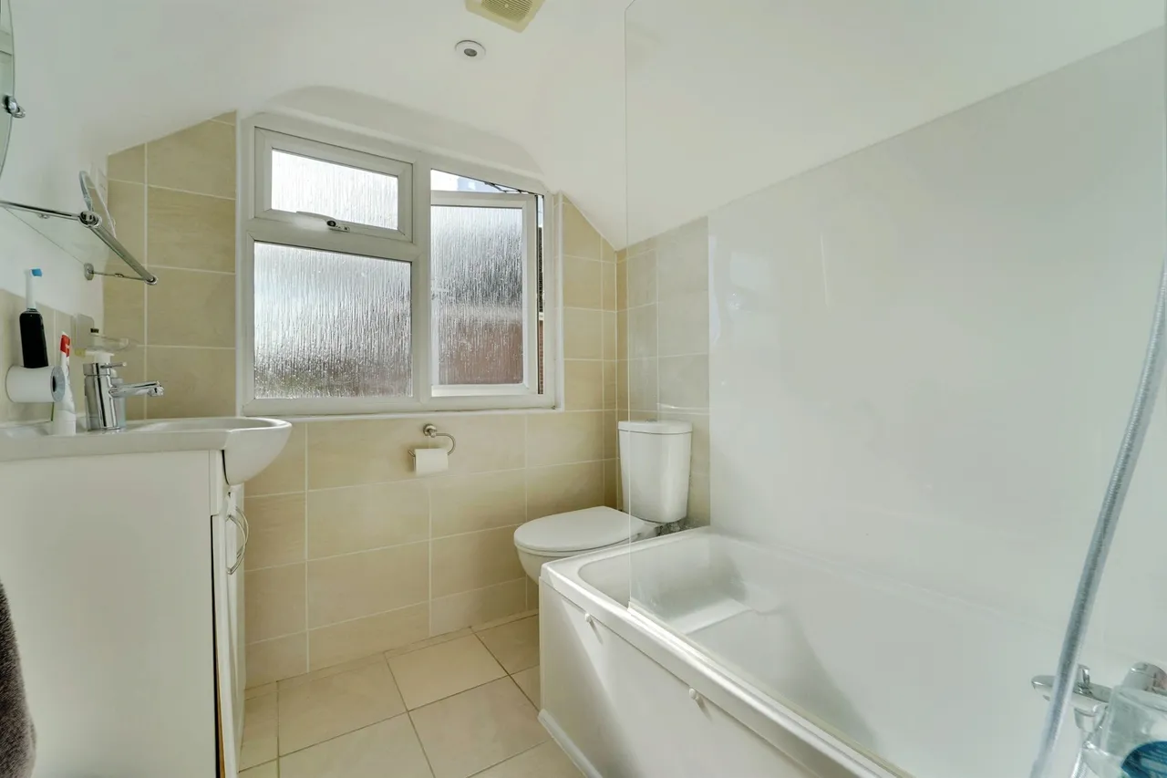 The Ridgeway, Bedford, MK41, photo 19