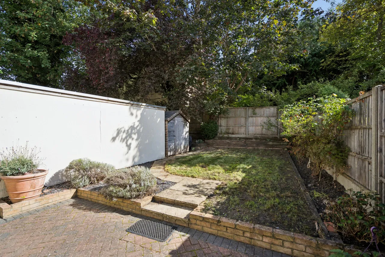 Aldenham Road, Bushey, WD23, photo 4