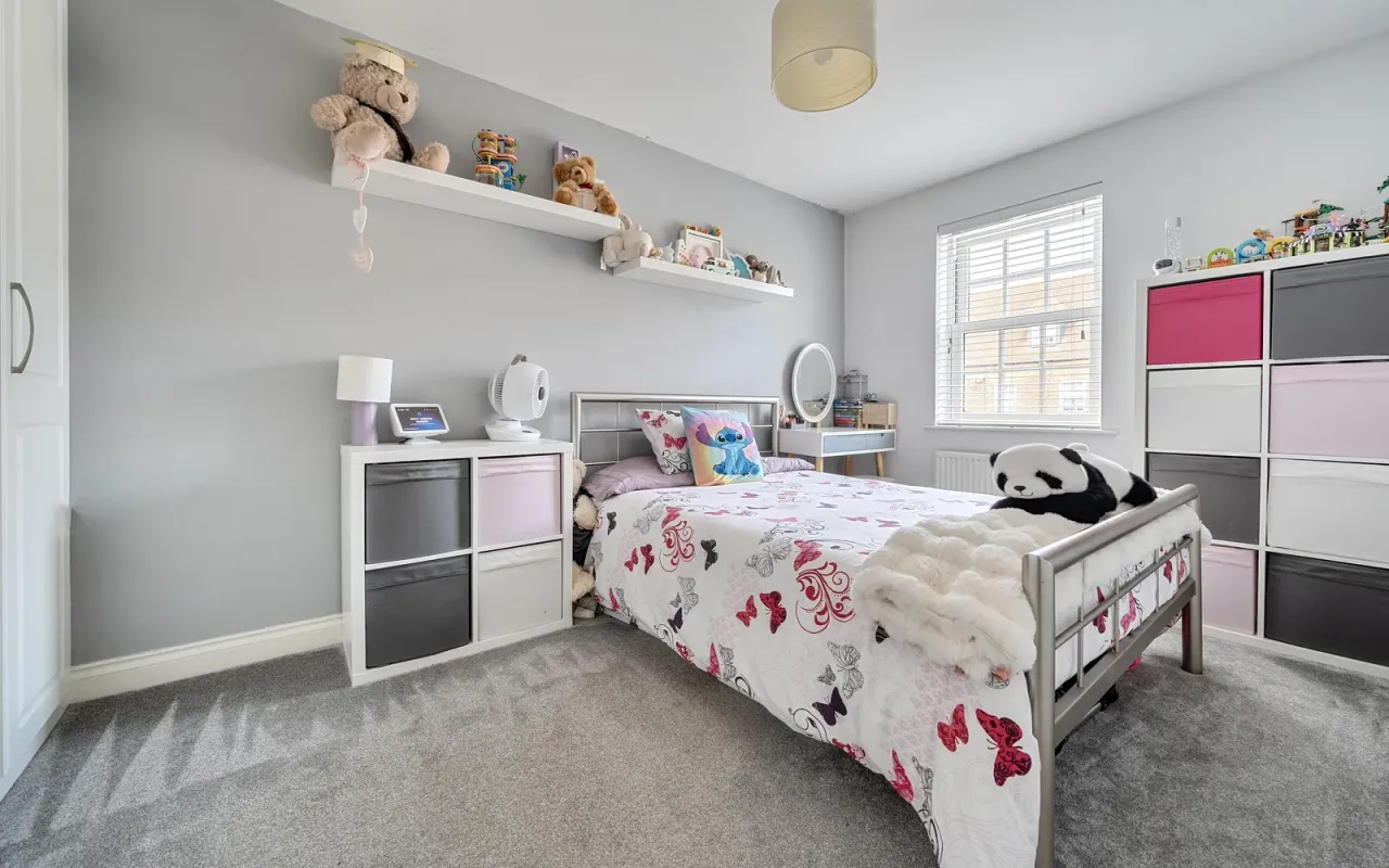 Greenkeepers Road, Great Denham, Bedford, photo 8