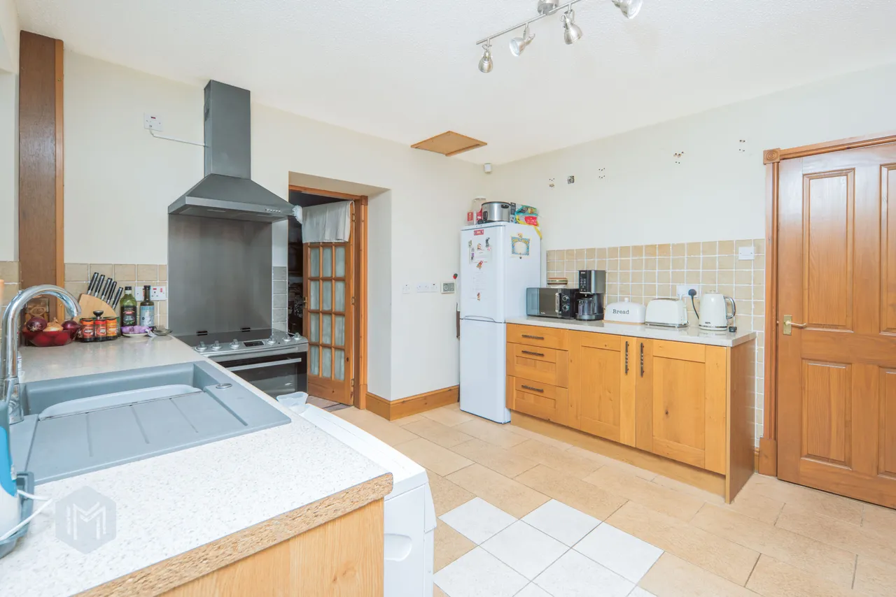 The Barn Withins Lane, Radcliffe, Manchester, M26 2LA, photo 26