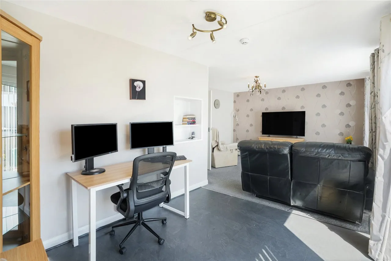 Dunbeath Drive, Glenrothes, Fife, KY7, photo 7