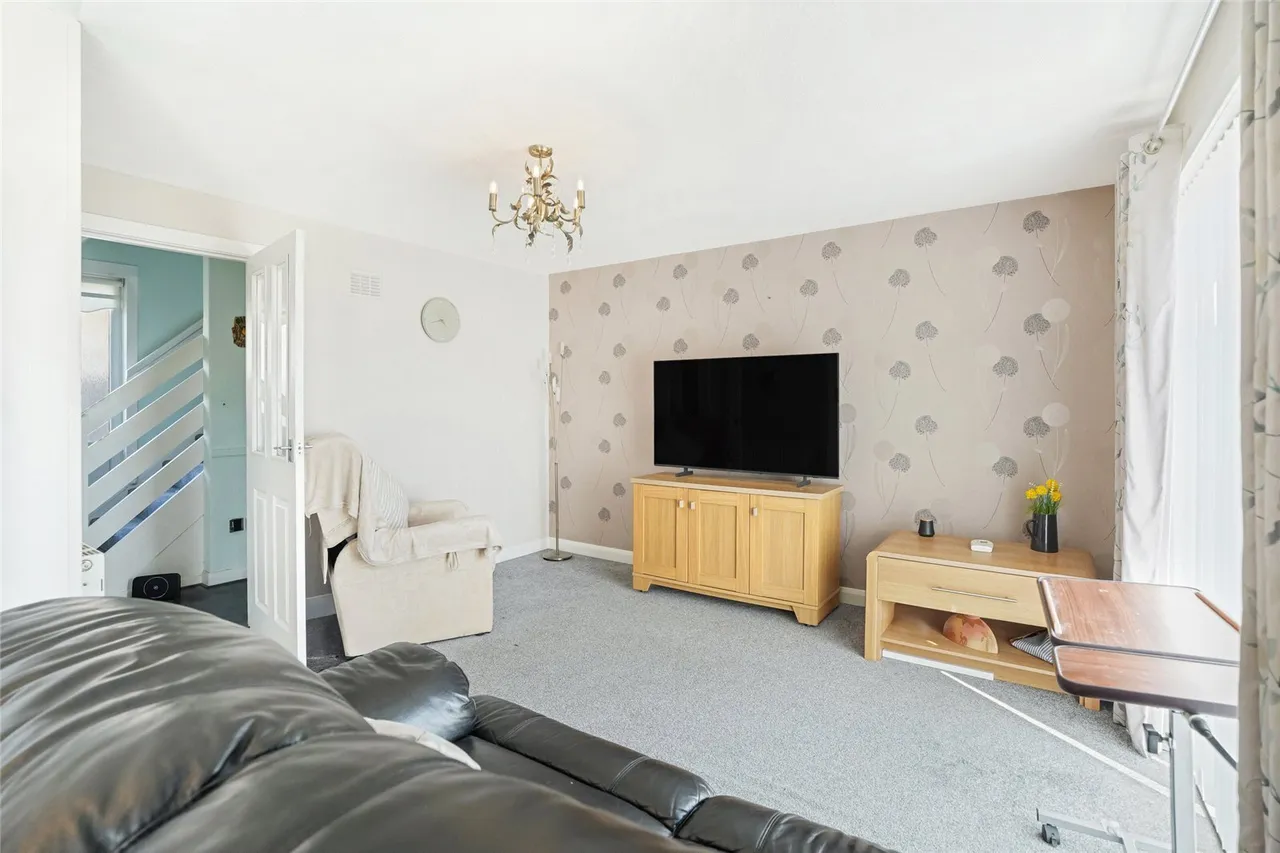 Dunbeath Drive, Glenrothes, Fife, KY7, photo 5