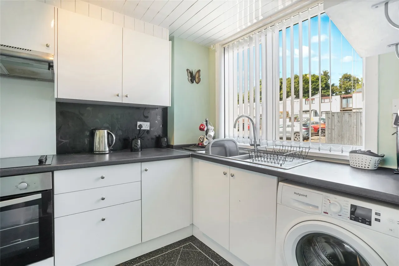 Dunbeath Drive, Glenrothes, Fife, KY7, photo 3