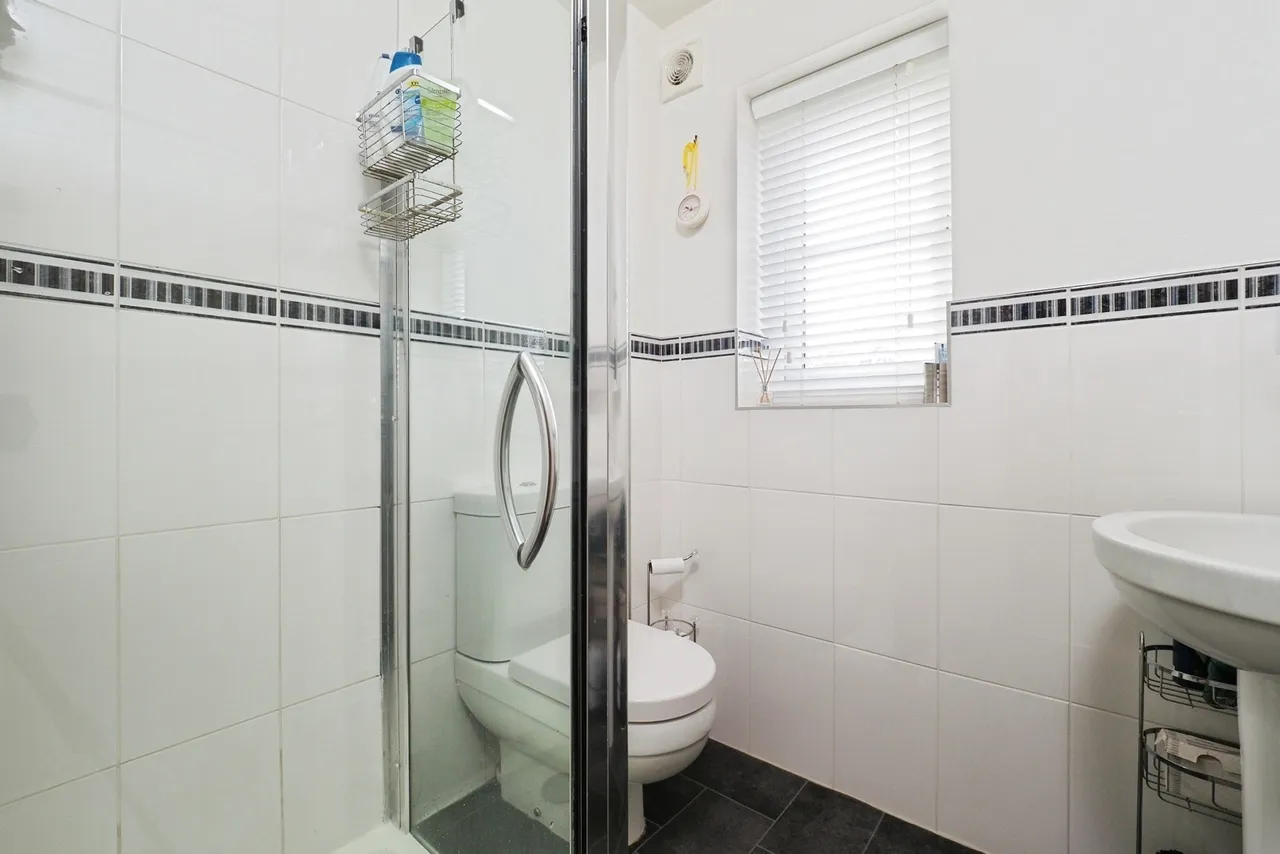 Sandpiper Close, Bingham, NG13, photo 20