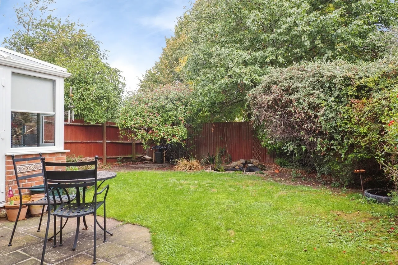 Sandpiper Close, Bingham, NG13, photo 21